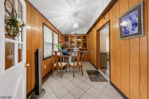 12 Carpenter Pl, Cranford Township, NJ 07016 - Photo 2
