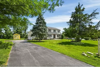 9 North Field Dr, Wantage, NJ 07461 - Photo 4