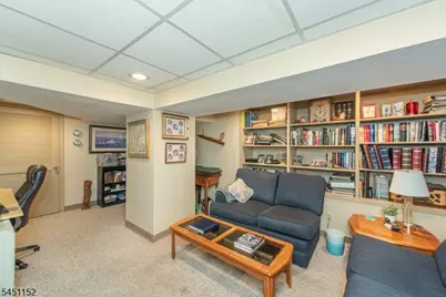 13 Stonegate Dr, Roseland, NJ 07068 - Photo 22