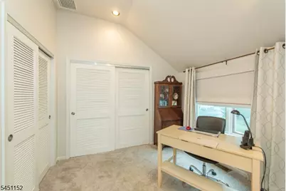 13 Stonegate Dr, Roseland, NJ 07068 - Photo 18