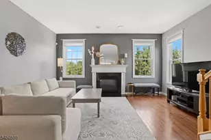 400 Manchester Dr, Nutley, NJ 07110 - Photo 2