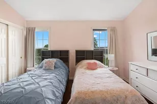 400 Manchester Dr, Nutley, NJ 07110 - Photo 16