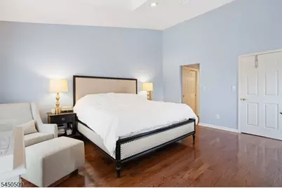 400 Manchester Dr, Nutley, NJ 07110 - Photo 12