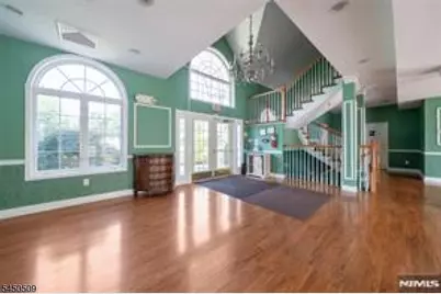 400 Manchester Dr, Nutley, NJ 07110 - Photo 24