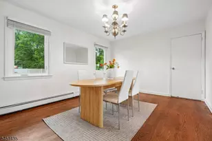 18 Manor Rd, Livingston, NJ 07039 - Photo 12