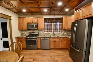 14 Cleveland St, Caldwell, NJ 07006 - Photo 4