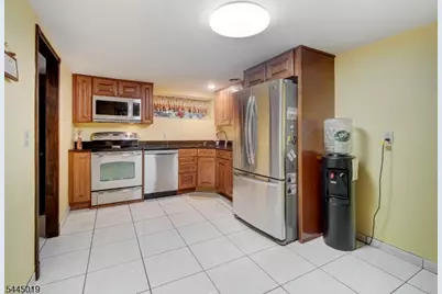 441 N 15th St, Kenilworth, NJ 07033 - Photo 26