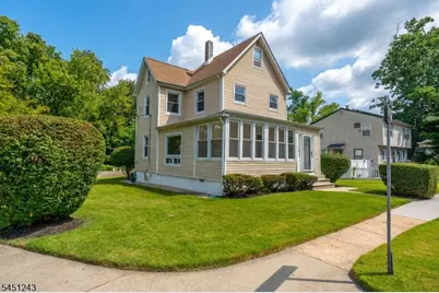 1746 Elk St, Piscataway Township, NJ 08854 - Photo 2