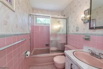 50 Plenge Dr, Belleville, NJ 07109 - Photo 12