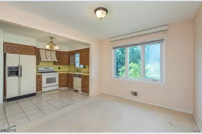 50 Plenge Dr, Belleville, NJ 07109 - Photo 6