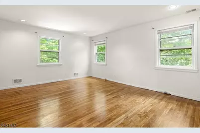 29 Devonshire Ter, West Orange Township, NJ 07052 - Photo 24