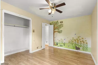 29 Devonshire Ter, West Orange Township, NJ 07052 - Photo 18