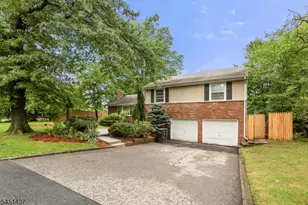 29 Devonshire Terrace, West Orange Township, NJ 07052 - Photo 2