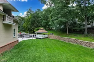 202 Rock Rd W, Green Brook Township, NJ 08812 - Photo 46