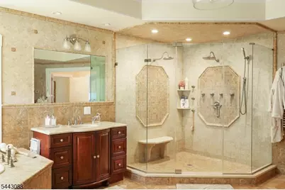 41 Mareu Dr, Watchung, NJ 07069 - Photo 32