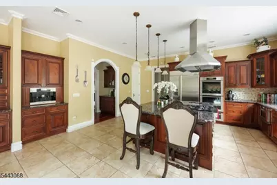 41 Mareu Dr, Watchung, NJ 07069 - Photo 14