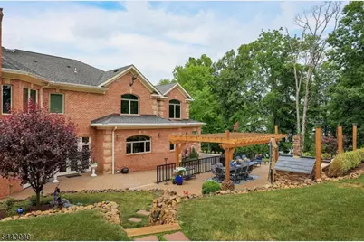 41 Mareu Dr, Watchung, NJ 07069 - Photo 48