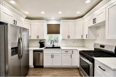 338 Delmore Ave, South Plainfield, NJ 07080 - Photo 4
