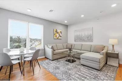 660 Bloomfield Ave #405, Bloomfield, NJ 07003 - Photo 2