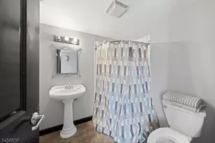 926 US Hwy 206, Hillsborough Township, NJ 08844 - Photo 24