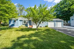 54 Oslo Dr, Rockaway Township, NJ 07866 - Photo 2