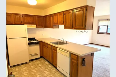 3 Steamboat Dr #9, Vernon, NJ 07462 - Photo 2