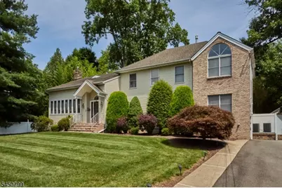 2 Cayuga Trl, Wayne, NJ 07470 - Photo 32