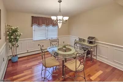 2 Cayuga Trl, Wayne, NJ 07470 - Photo 8