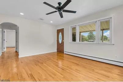 602 Pennsylvania Ave, Pohatcong Township, NJ 08865 - Photo 6