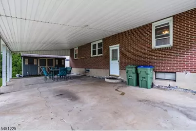 602 Pennsylvania Ave, Pohatcong Township, NJ 08865 - Photo 20