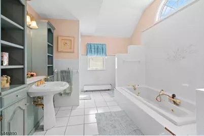 8 Alpine Ridge Rd, West Milford Twp., NJ 07480 - Photo 18