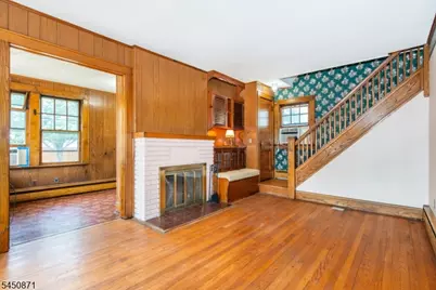 135 W Colfax Ave, Roselle Park, NJ 07204 - Photo 2