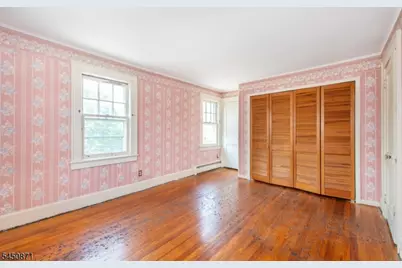 135 W Colfax Ave, Roselle Park, NJ 07204 - Photo 10