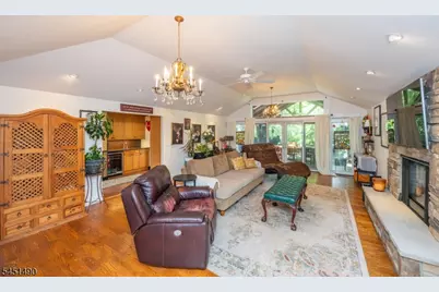 111 Ballantine Rd, Andover Township, NJ 07821 - Photo 4