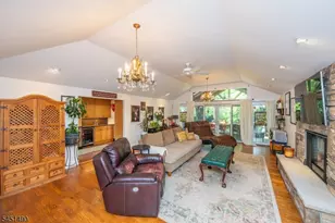 111 Ballantine Rd, Andover Township, NJ 07821 - Photo 4
