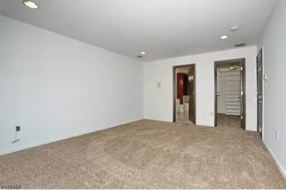 261 Riverwalk Way, Clifton, NJ 07014 - Photo 18