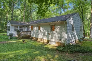 5 Horizon Dr, Denville, NJ 07834 - Photo 36