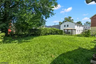 1266 E 12th Ave, Roselle, NJ 07203 - Photo 22