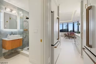 100 Carlyle Dr, Cliffside Park, NJ 07072 - Photo 24