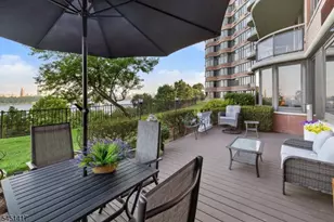 100 Carlyle Dr, Cliffside Park, NJ 07072 - Photo 46