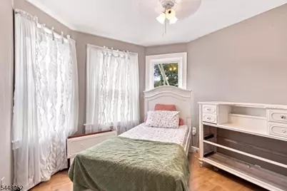 75 Clinton Pl, Hackensack, NJ 07601 - Photo 24