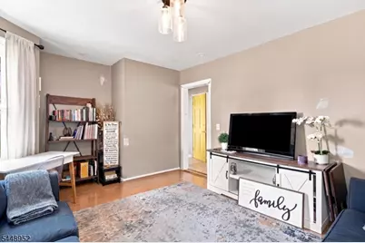 75 Clinton Pl, Hackensack, NJ 07601 - Photo 20