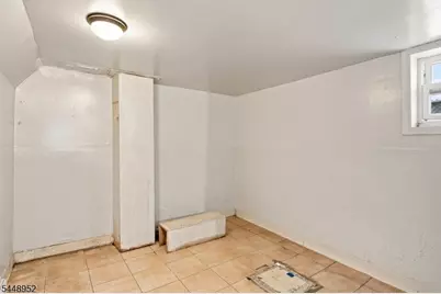 75 Clinton Pl, Hackensack, NJ 07601 - Photo 38