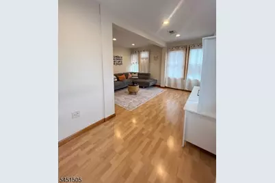 35 Ralph St, Belleville, NJ 07109 - Photo 2