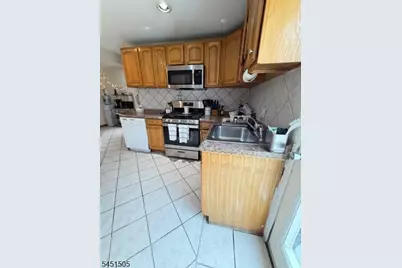 35 Ralph St, Belleville, NJ 07109 - Photo 10