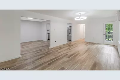 76 Farm Rd #O, Hillsborough Township, NJ 08844 - Photo 2