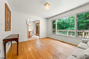 22 Village Green Ct, South Orange Village Twp., NJ 07079 - Photo 20