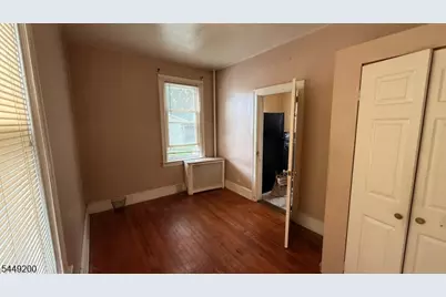 566 Morris St #1, Orange, NJ 07050 - Photo 10