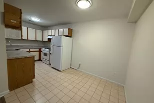 107 Stratford Pl, Bridgewater, NJ 08805 - Photo 6