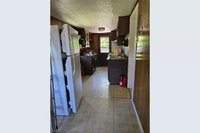 3 Carolina Ave, Jefferson Township, NJ 07849 - Photo 14